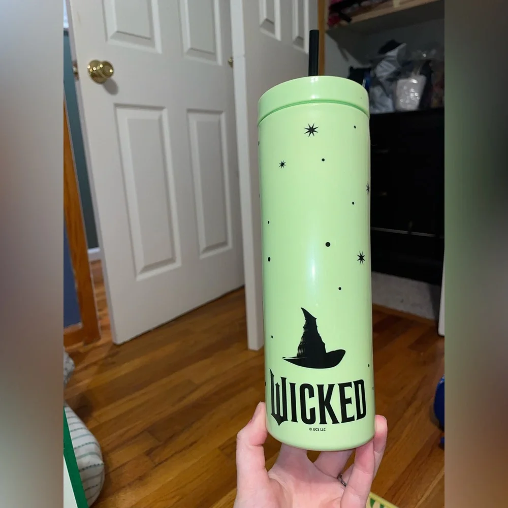 plastic Wicked Tumblr with Straw